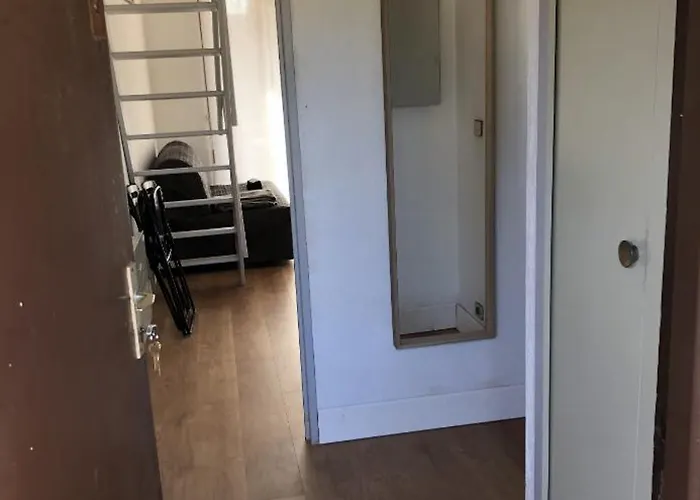 Studio Cyr Sur Mer Appartement *