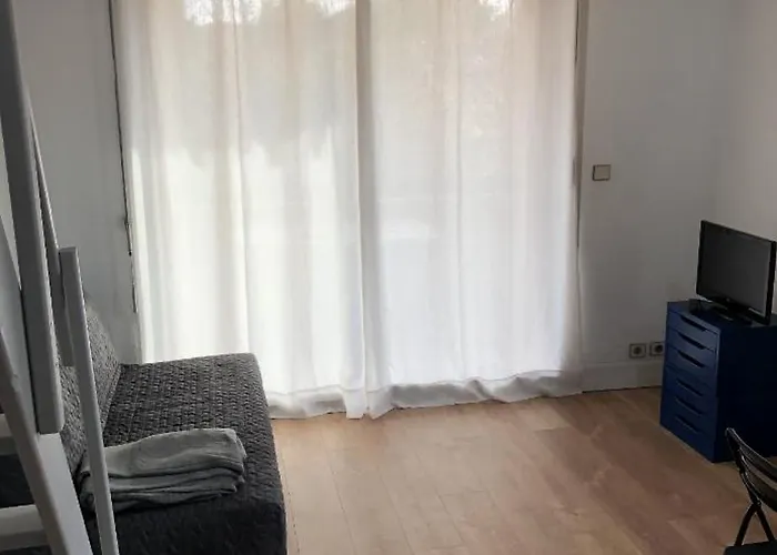 Appartement Studio Cyr Sur Mer *